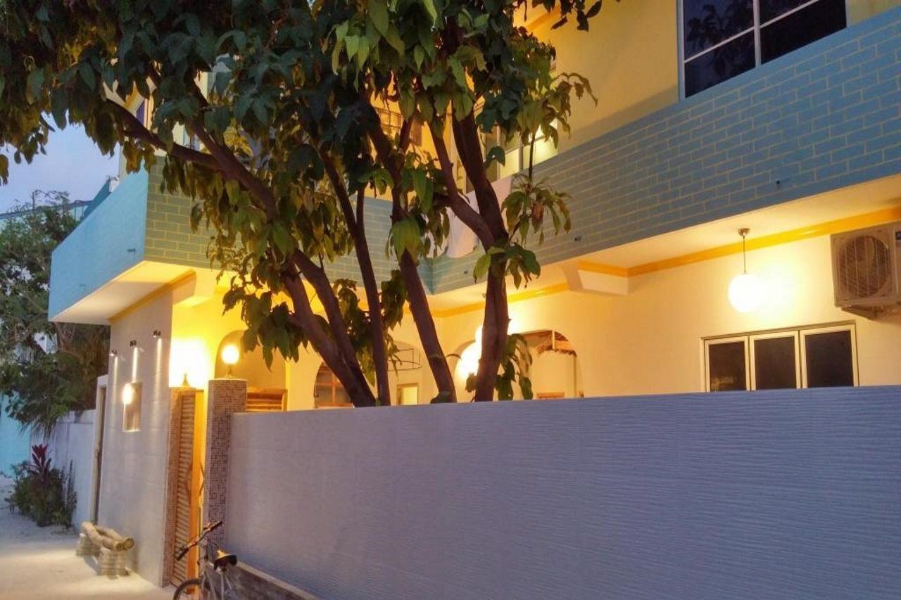 Handhuvaru Villa Boutique Hotel Maafushi Exterior photo